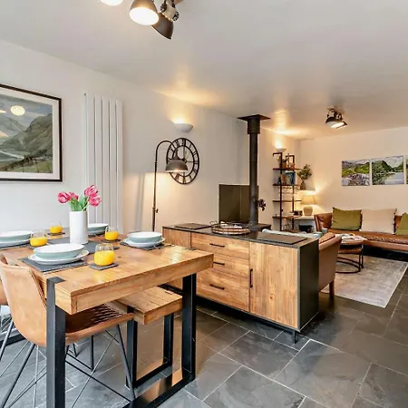 Prázdninový dům 2 Bed In Ambleside Oc-sz500 *